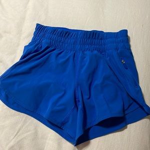 Lululemon tracker short
